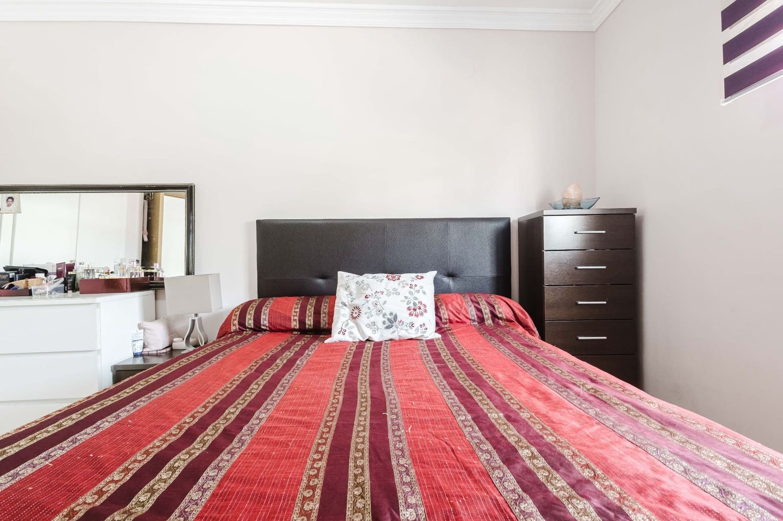 2 bedroom Flat for sale in Madrid city - € 215,000 (Ref: 10034869)