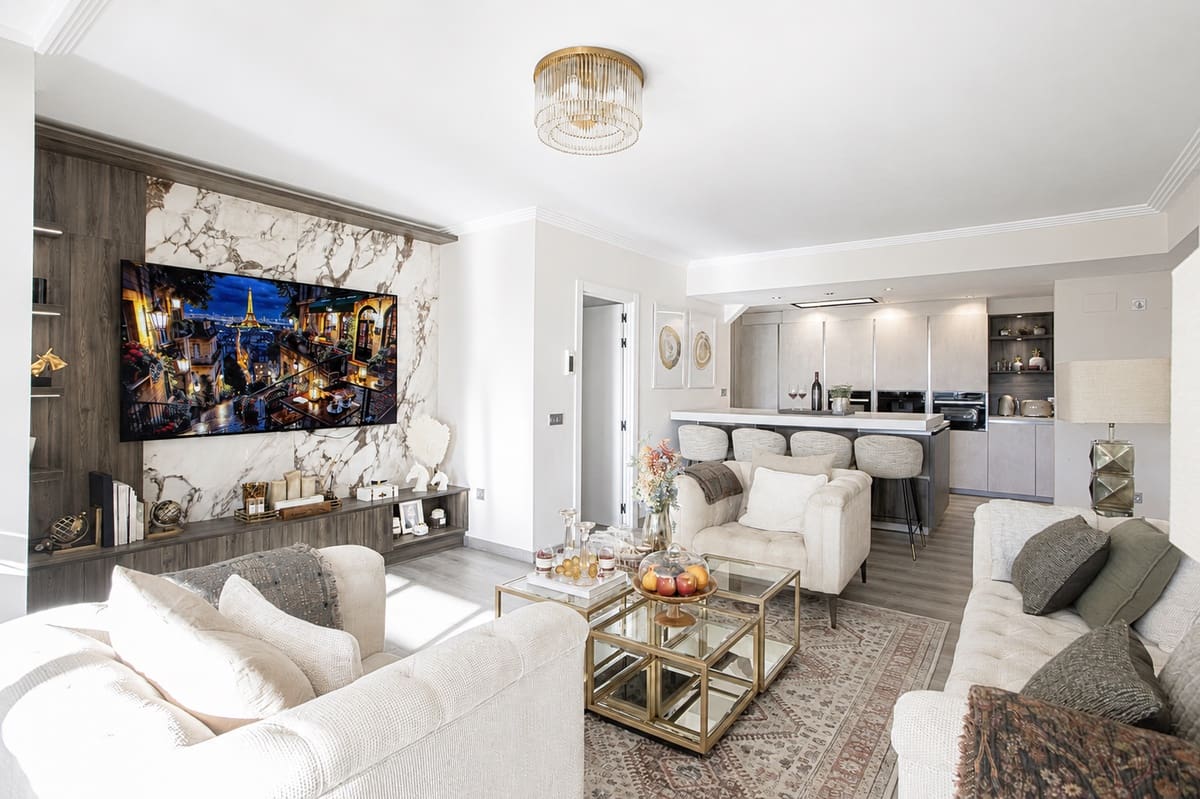 3 Zimmer Wohnung zu verkaufen in Madrid Stadt mit Pool Garage - 980.000 € (Ref: 10034871)