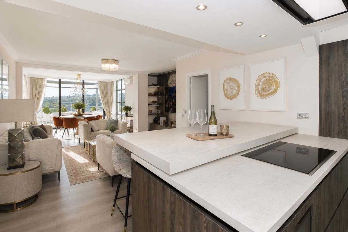 3 Zimmer Wohnung zu verkaufen in Madrid Stadt mit Pool Garage - 980.000 € (Ref: 10034871)