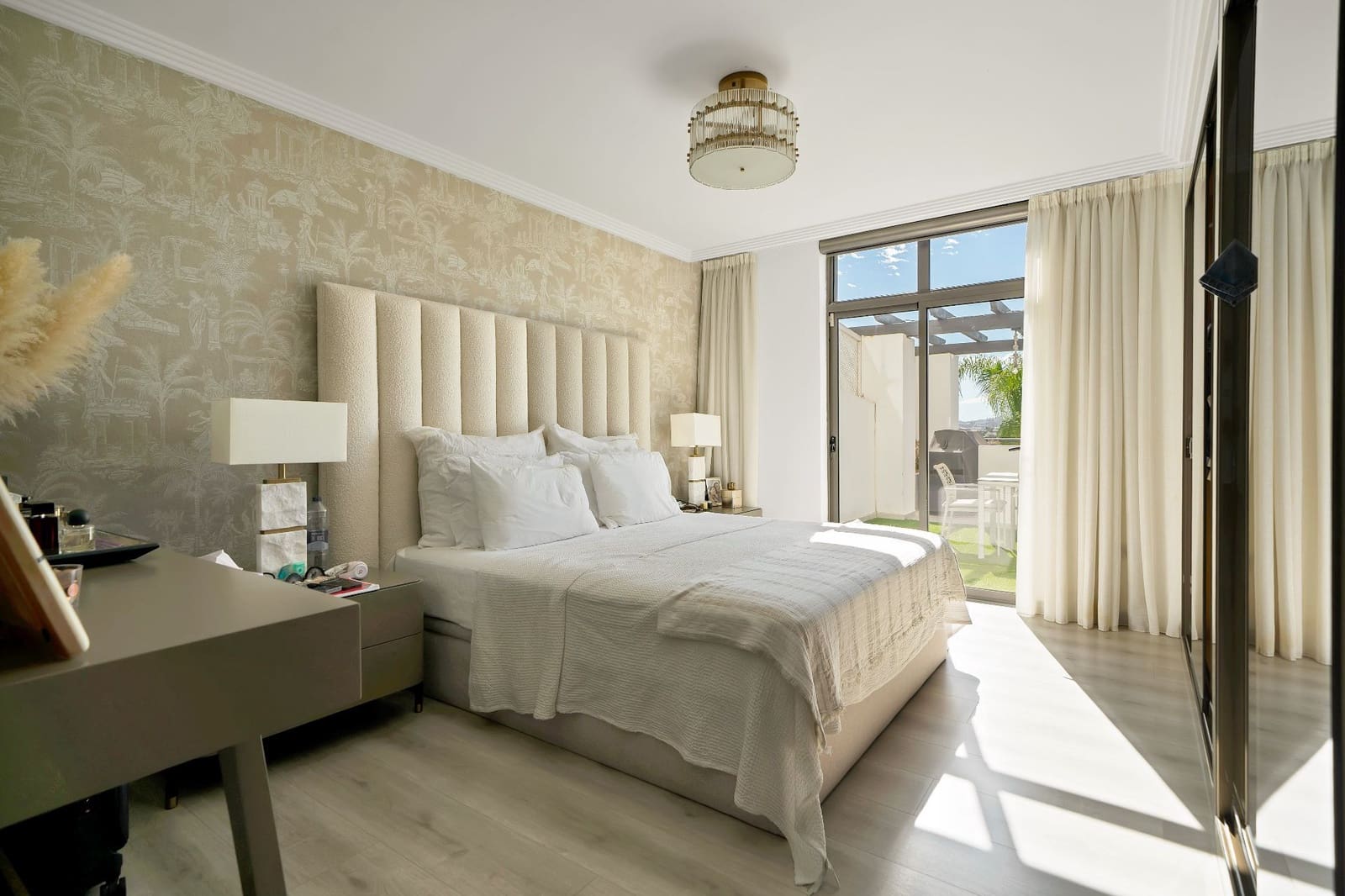 3 soverom Leilighet til salgs i Madrid by med svømmebasseng garasje - € 980 000 (Ref: 10034871)