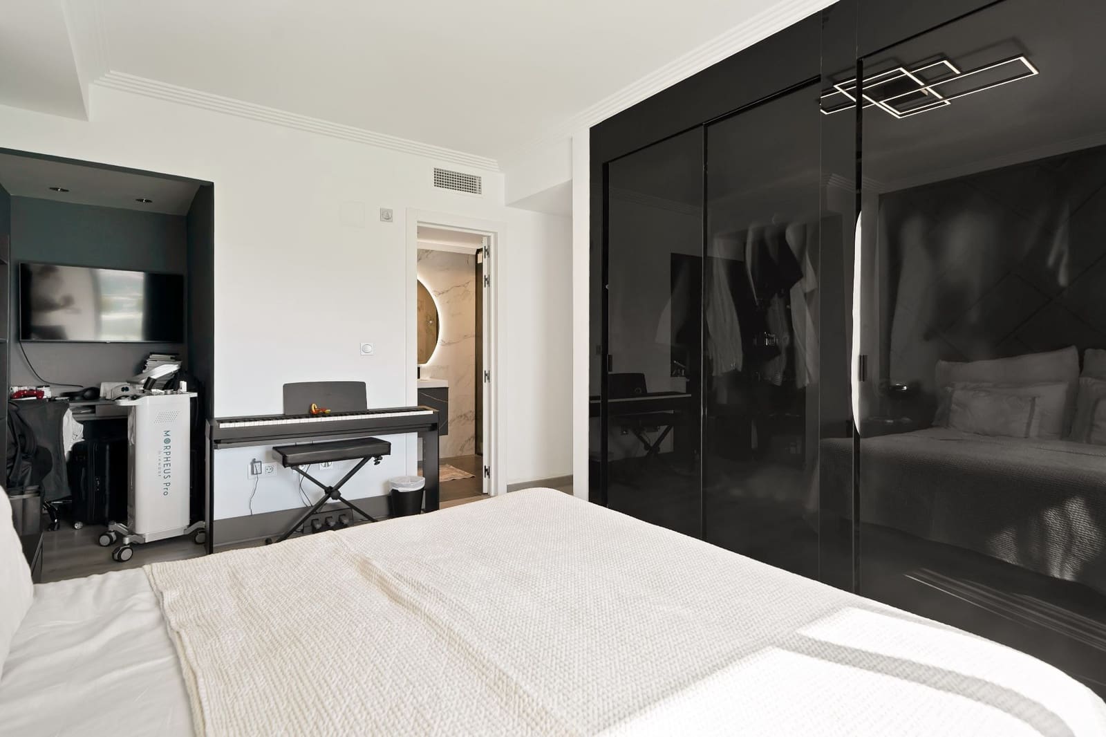 3 soverom Leilighet til salgs i Madrid by med svømmebasseng garasje - € 980 000 (Ref: 10034871)