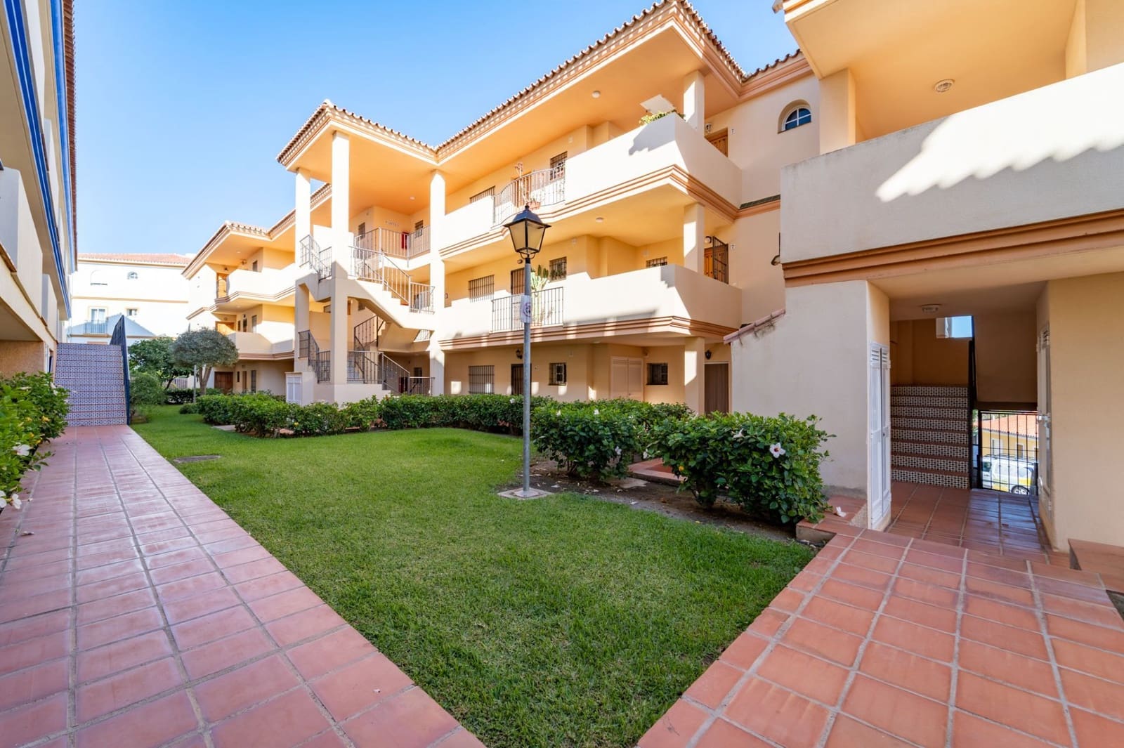 2 soverom Leilighet til salgs i Mijas med svømmebasseng - € 215 000 (Ref: 10034872)