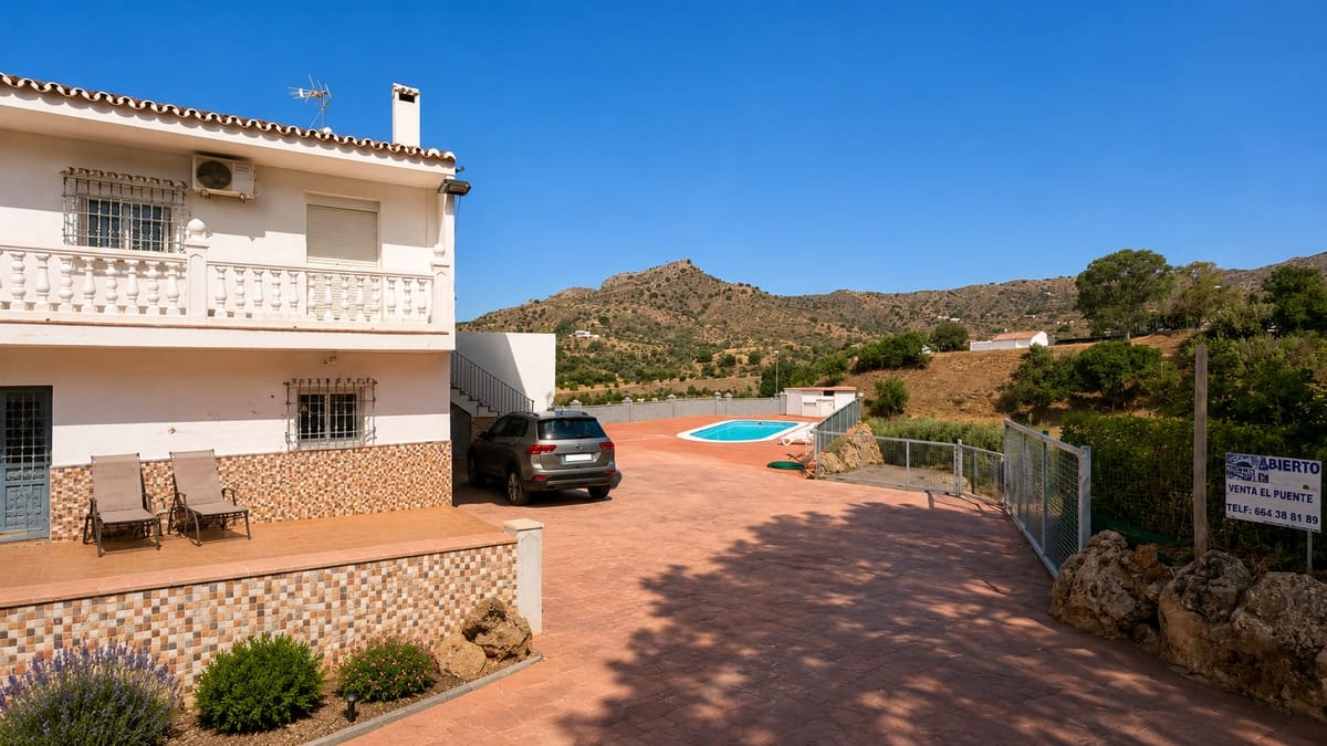 5 sypialnia Finka/Dom wiejski na sprzedaż w Puerto de la Torre z basenem - 700 000 € (Ref: 10036332)