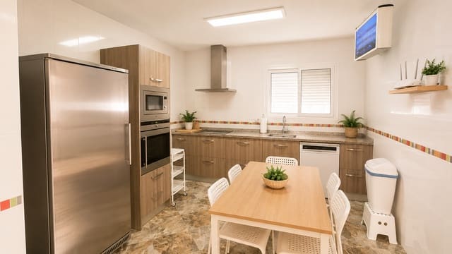 5 sypialnia Finka/Dom wiejski na sprzedaż w Puerto de la Torre, Miasto Málaga z basenem - 700 000 € (Ref: 10036332)