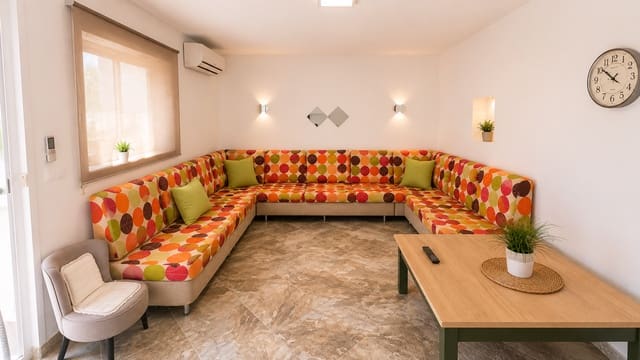 5 sypialnia Finka/Dom wiejski na sprzedaż w Puerto de la Torre, Miasto Málaga z basenem - 700 000 € (Ref: 10036332)