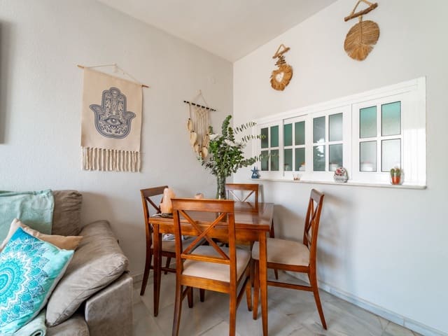 Piso de 3 habitaciones en Rincón de la Victoria en venta con piscina garaje - 319.000 € (Ref: 10036333)