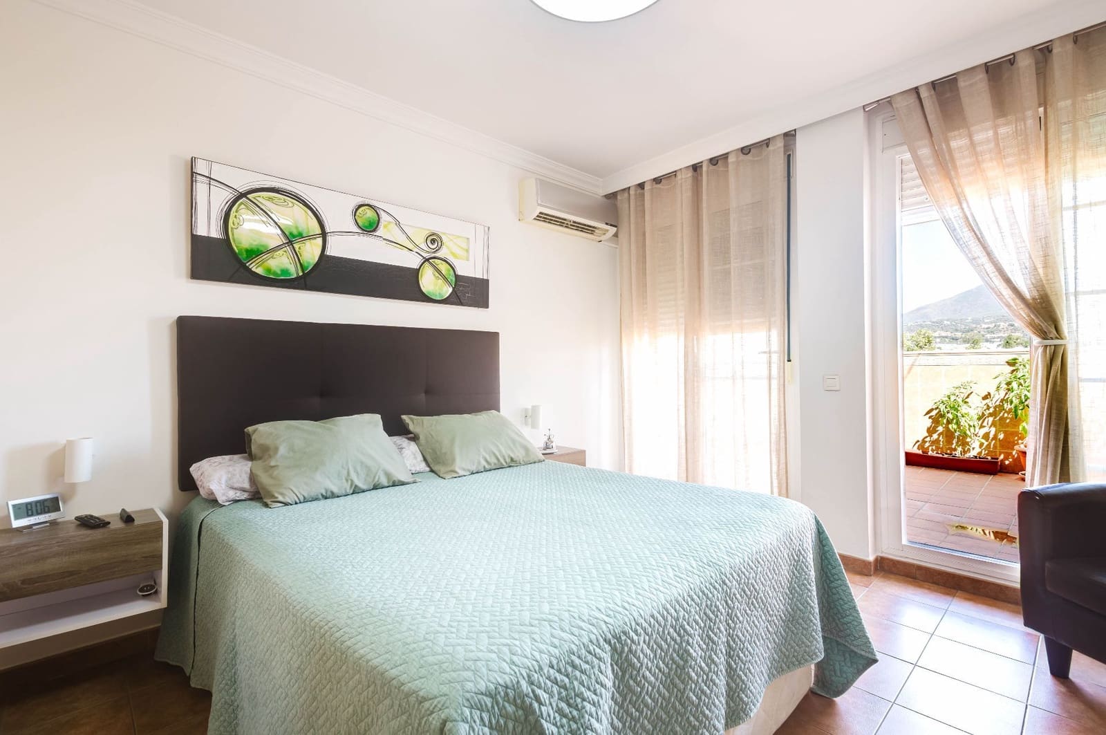 Pareado de 4 habitaciones en Marbella en venta - 460.000 € (Ref: 10042483)