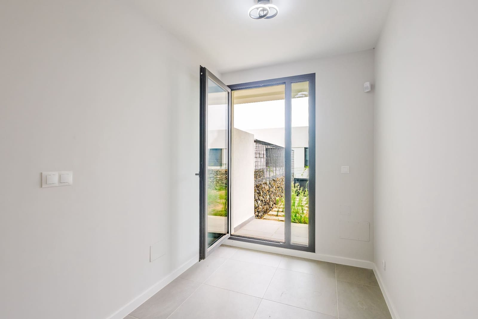3 bedroom Semi-detached Villa for sale in La Cala de Mijas with pool garage - € 630,000 (Ref: 10046799)