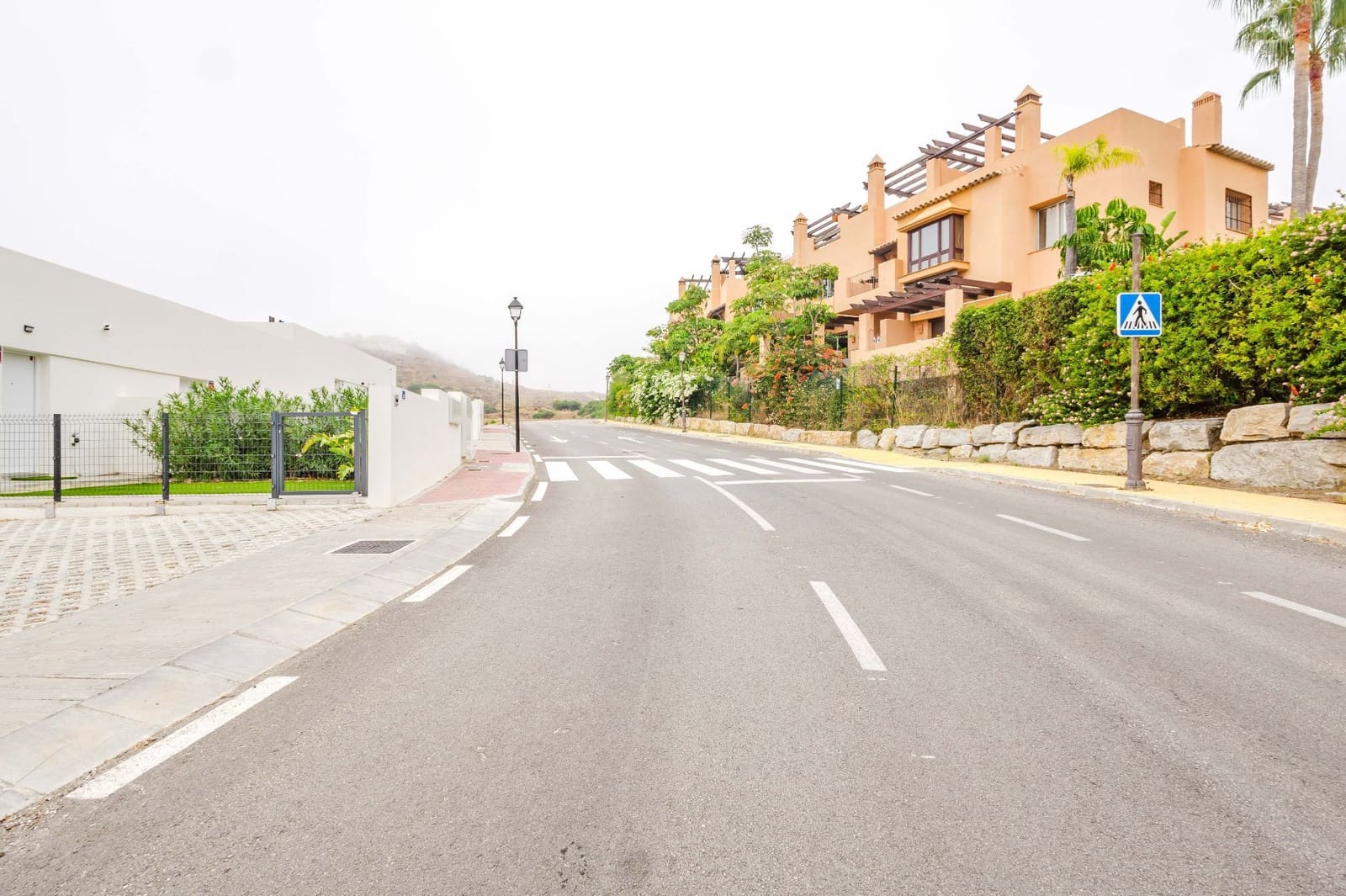 3 bedroom Semi-detached Villa for sale in La Cala de Mijas with pool garage - € 630,000 (Ref: 10046799)