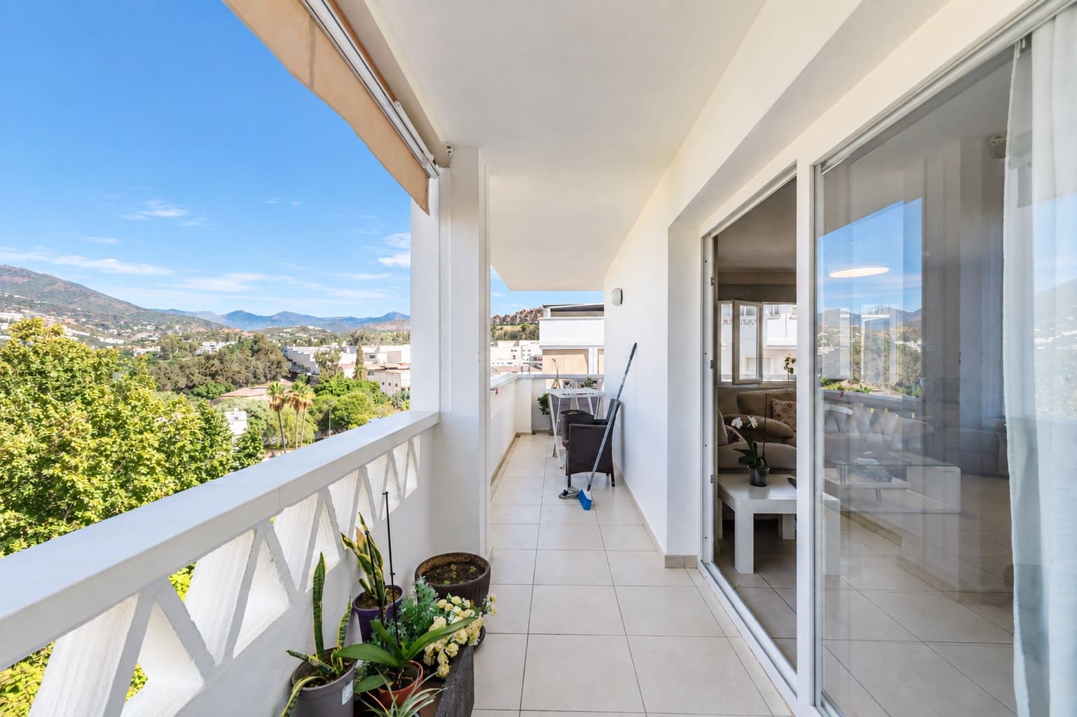 4 Zimmer Penthouse zu verkaufen in Marbella - 645.000 € (Ref: 10057959)