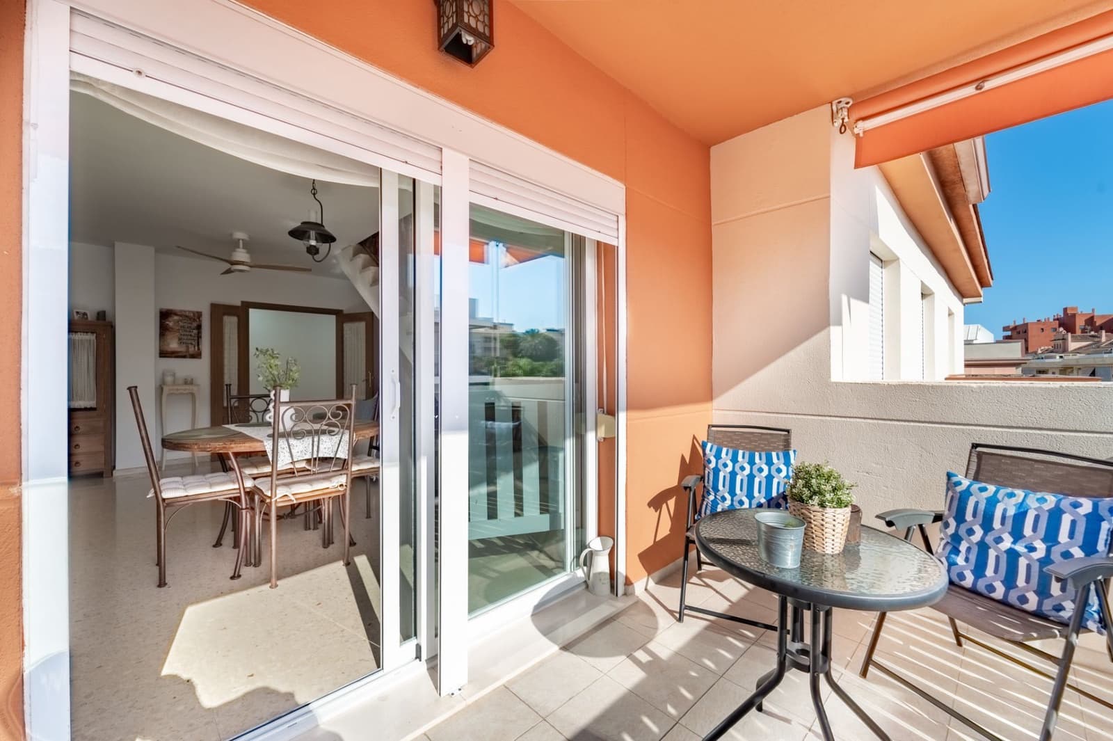 3 chambre Appartement à vendre à Marbella avec piscine garage - 469 000 € (Ref: 10061250)