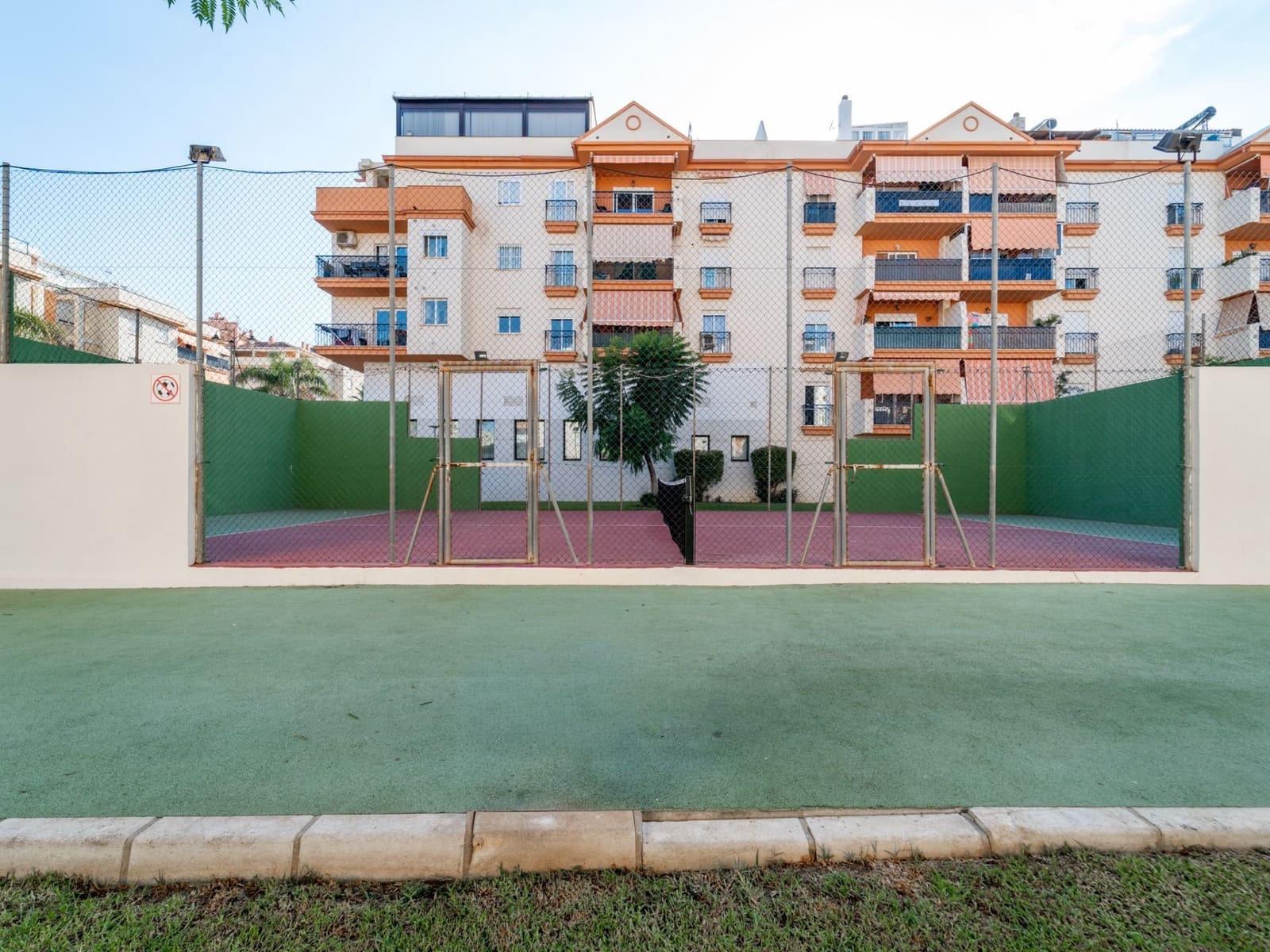 3 chambre Appartement à vendre à Marbella avec piscine garage - 469 000 € (Ref: 10061250)
