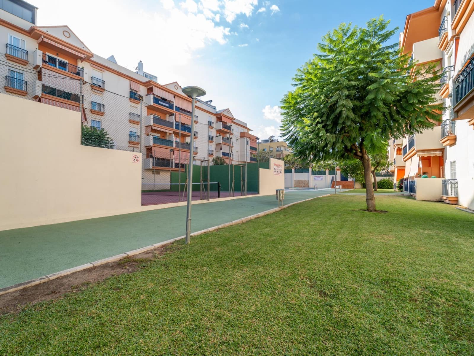 3 chambre Appartement à vendre à Marbella avec piscine garage - 469 000 € (Ref: 10061250)