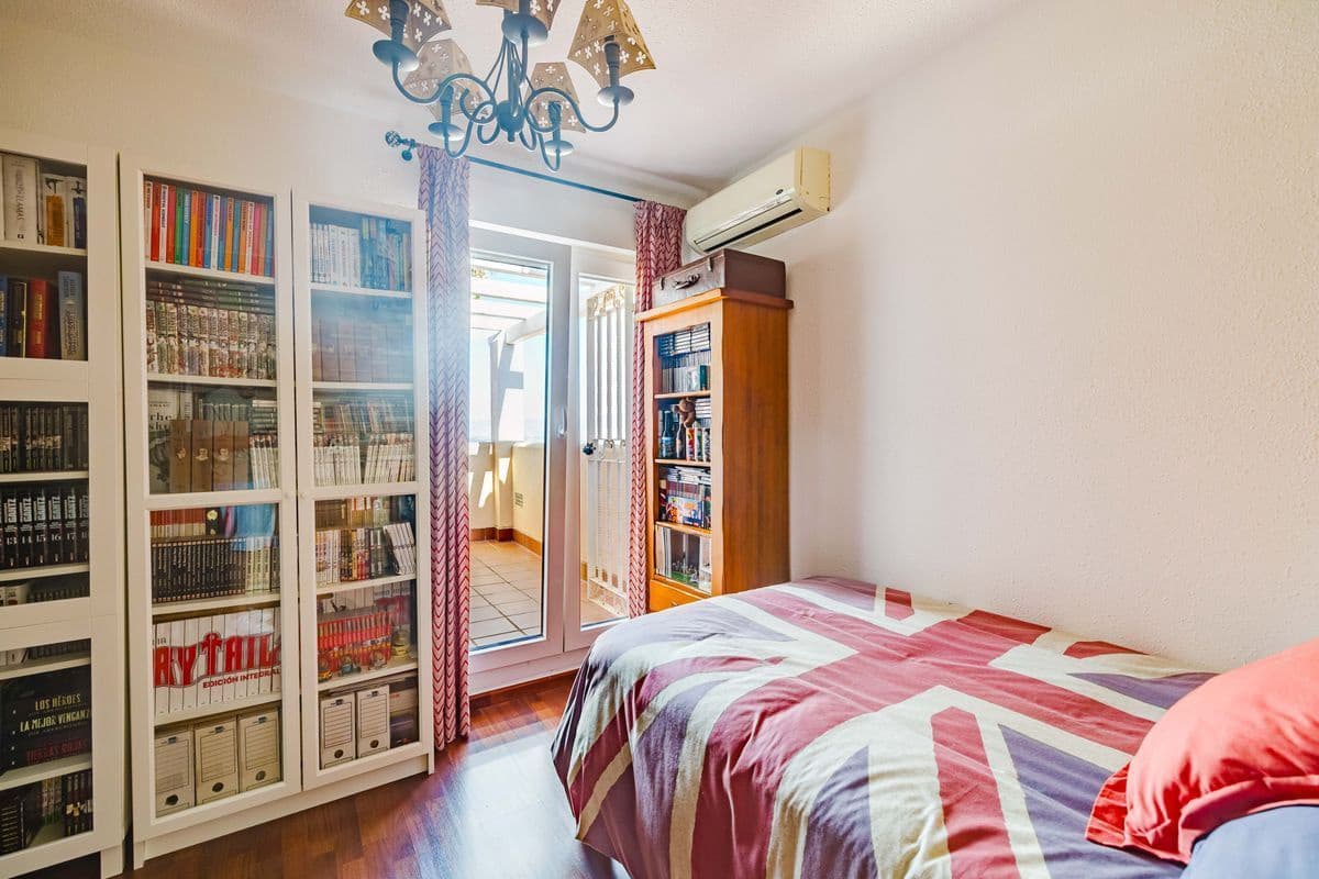 4 soveværelse Villa til salg i Alhaurin de la Torre med swimmingpool garage - € 729.000 (Ref: 10063760)