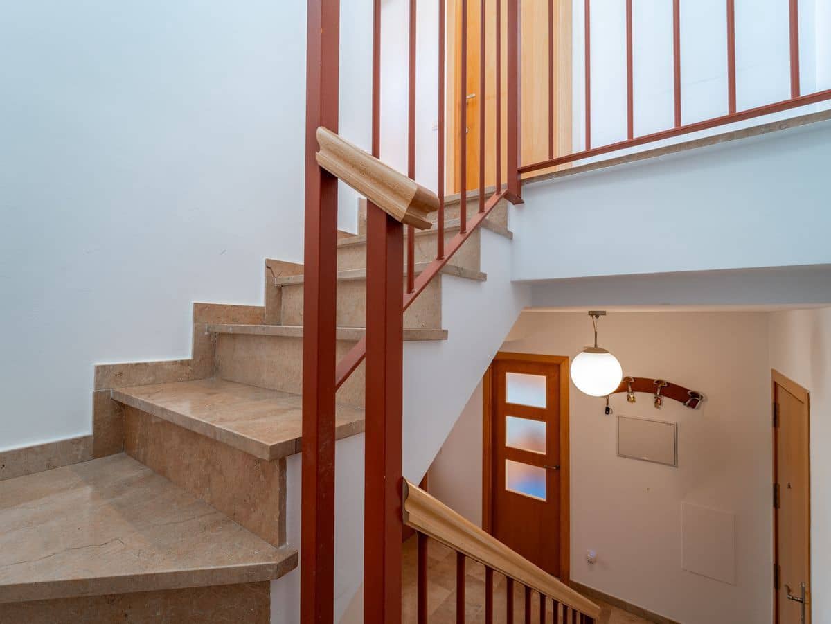 3 sypialnia Dom blizniak na sprzedaż w New Golden Mile z basenem garażem - 358 000 € (Ref: 10067051)