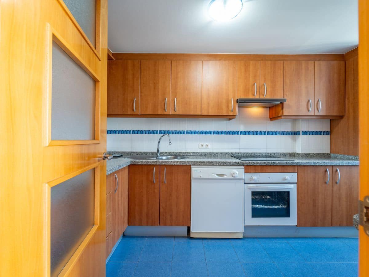 3 sypialnia Dom blizniak na sprzedaż w New Golden Mile z basenem garażem - 358 000 € (Ref: 10067051)