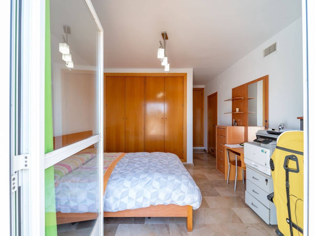3 sypialnia Dom blizniak na sprzedaż w New Golden Mile z basenem garażem - 358 000 € (Ref: 10067051)