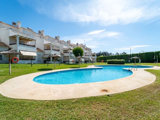 3 Zimmer Doppelhaus zu verkaufen in Selwo, Estepona mit Pool Garage - 358.000 € (Ref: 10067051)