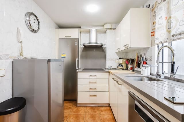 3 soverom Hus til salgs i Marbella - € 460 000 (Ref: 10074888)