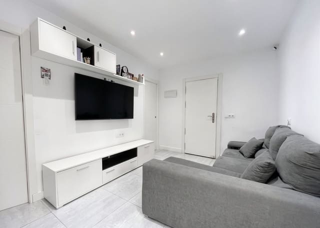 2 chambre Appartement à vendre à Cruz de Humilladero, Malaga ville - 130 000 € (Ref: 10080375)