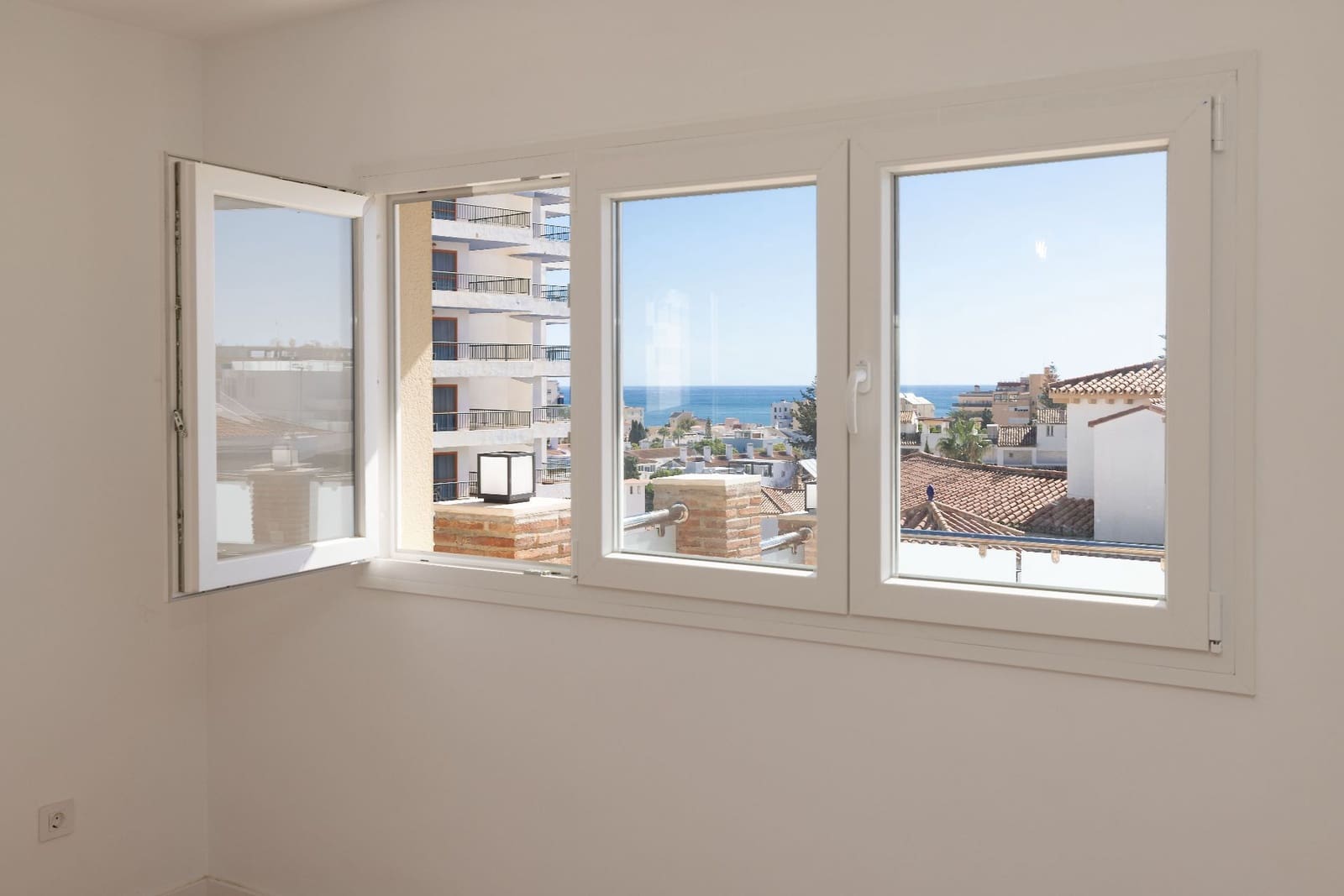 3 soveværelse Lejlighed til salg i Torremolinos med swimmingpool garage - € 570.000 (Ref: 10085465)