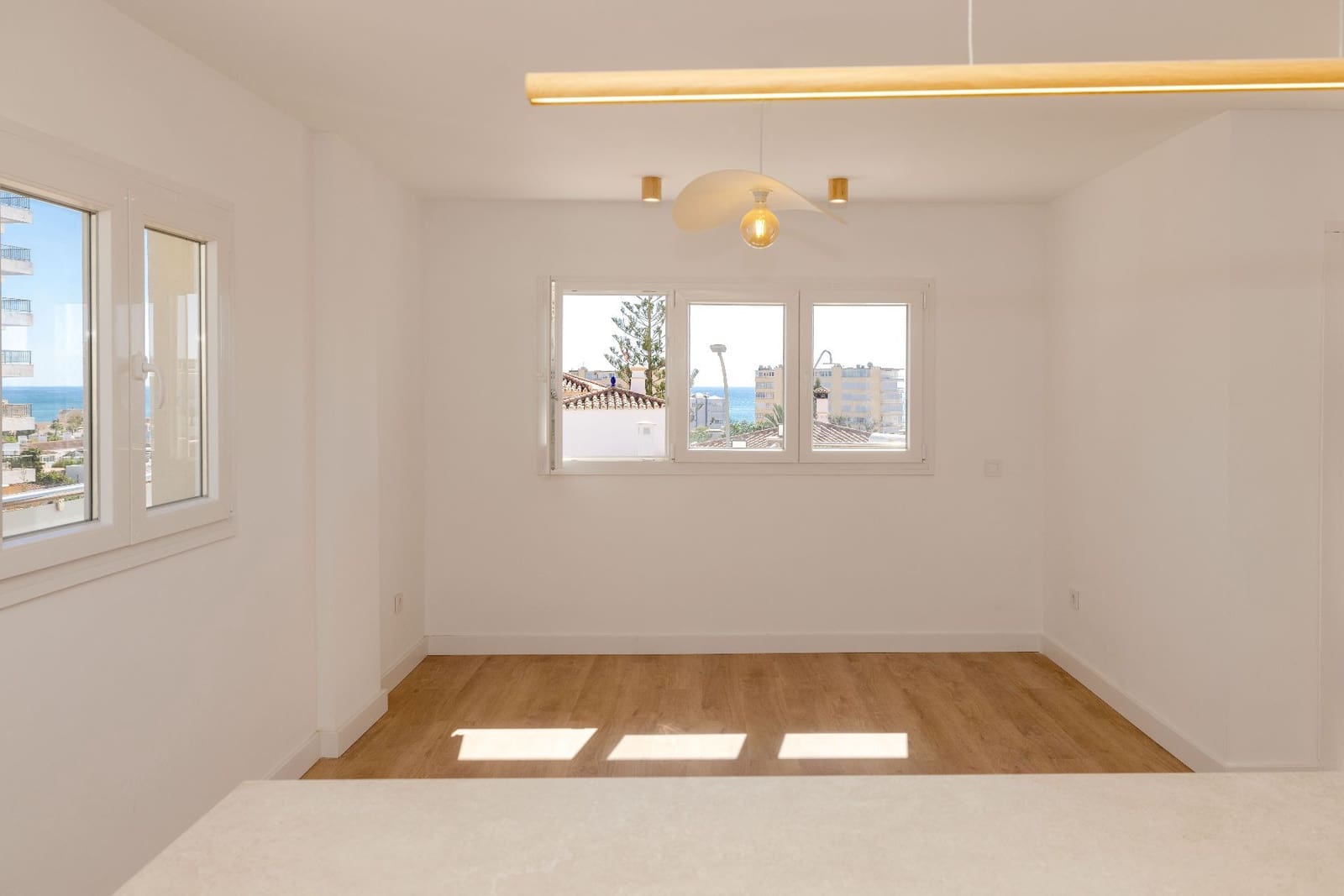 3 soveværelse Lejlighed til salg i Torremolinos med swimmingpool garage - € 570.000 (Ref: 10085465)