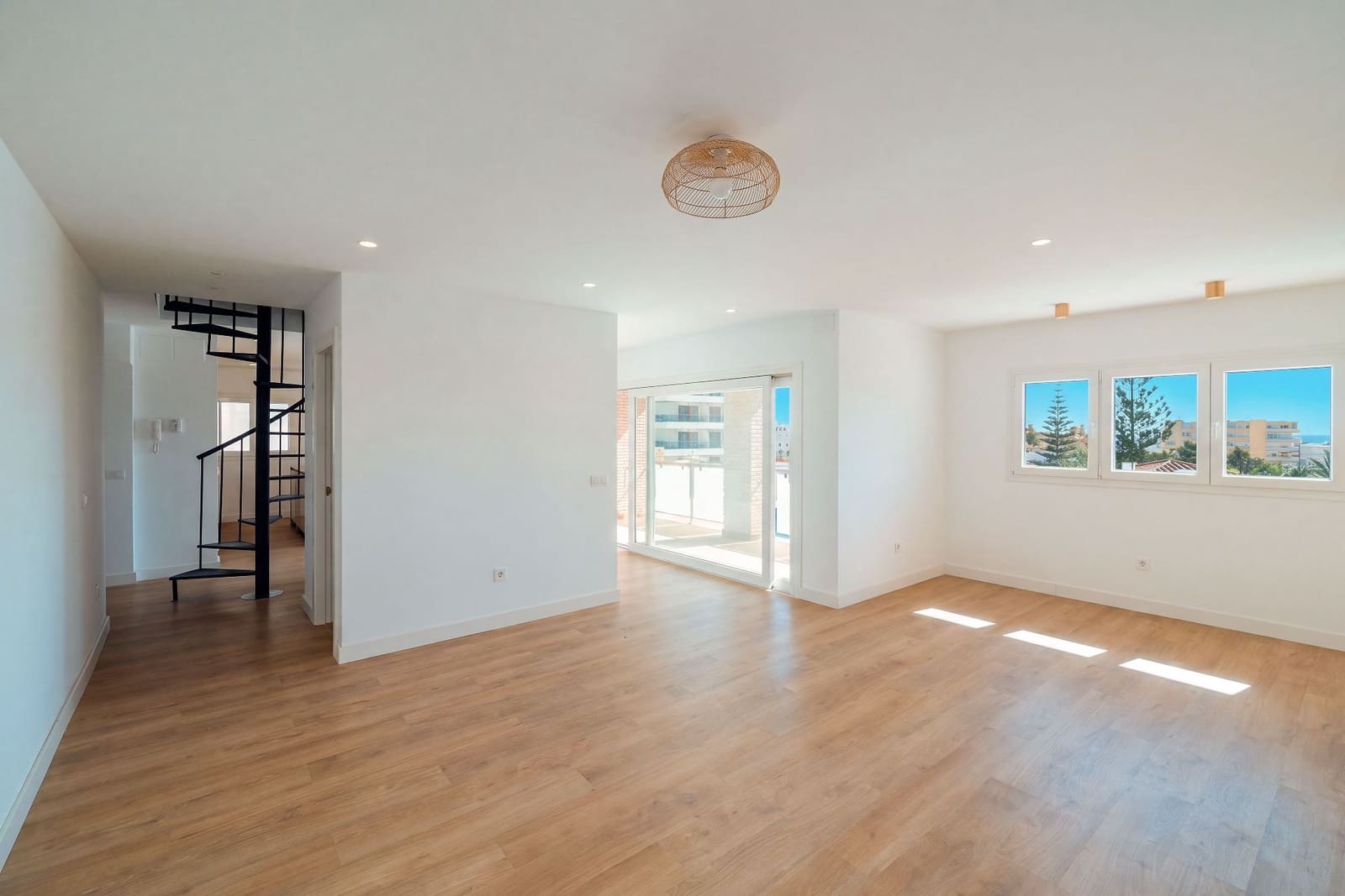 3 soveværelse Lejlighed til salg i Torremolinos med swimmingpool garage - € 570.000 (Ref: 10085465)