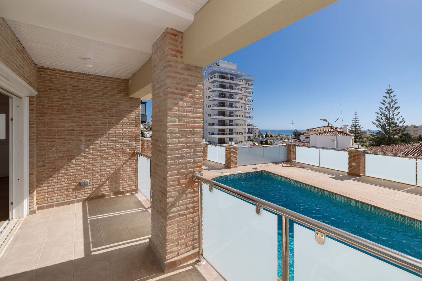 3 soveværelse Lejlighed til salg i Torremolinos med swimmingpool garage - € 570.000 (Ref: 10085465)