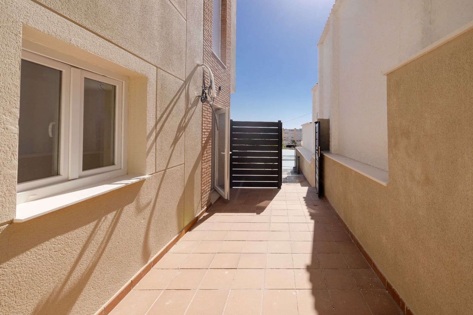 3 soveværelse Lejlighed til salg i Torremolinos med swimmingpool garage - € 570.000 (Ref: 10085465)