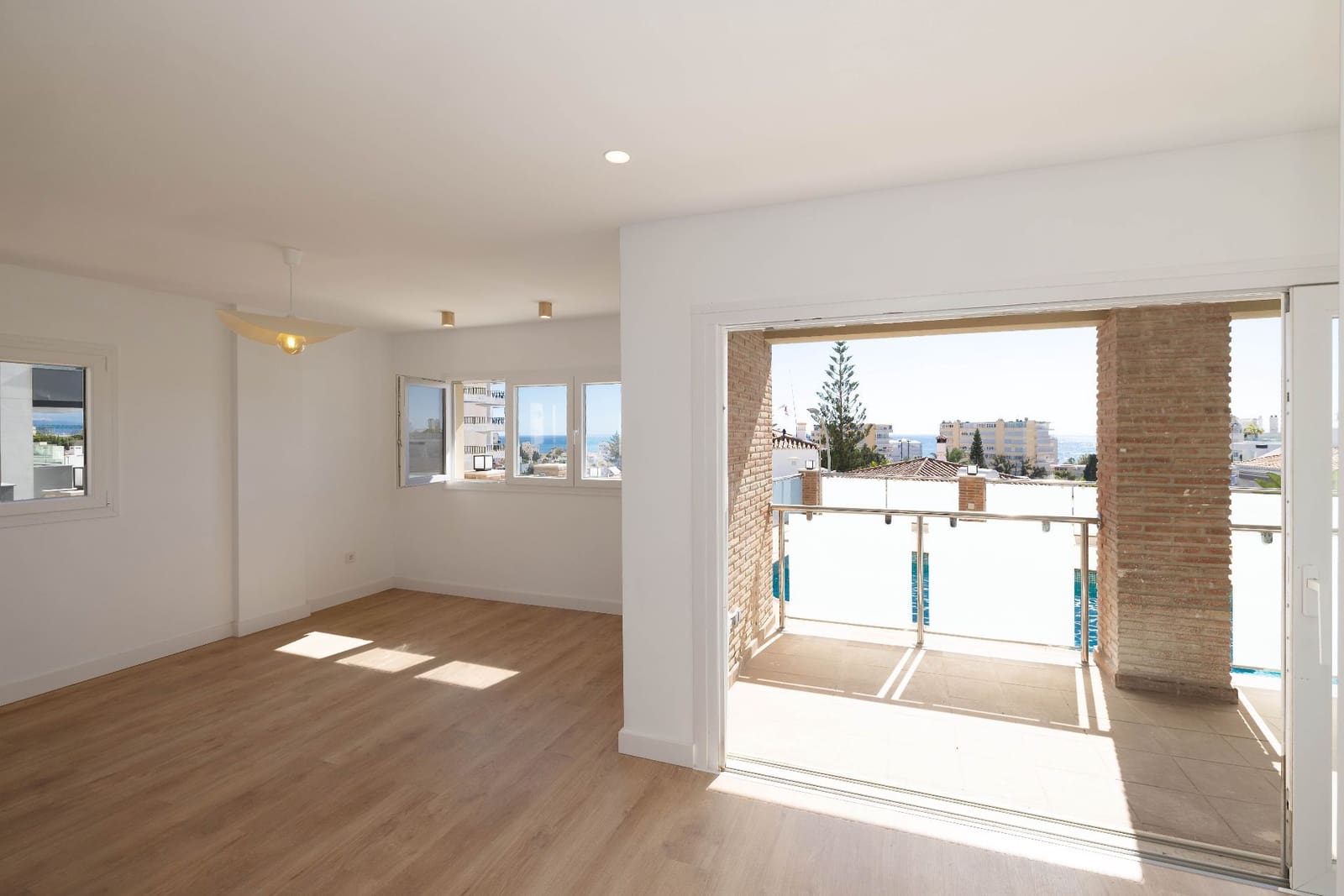 3 soveværelse Lejlighed til salg i Torremolinos med swimmingpool garage - € 570.000 (Ref: 10085465)