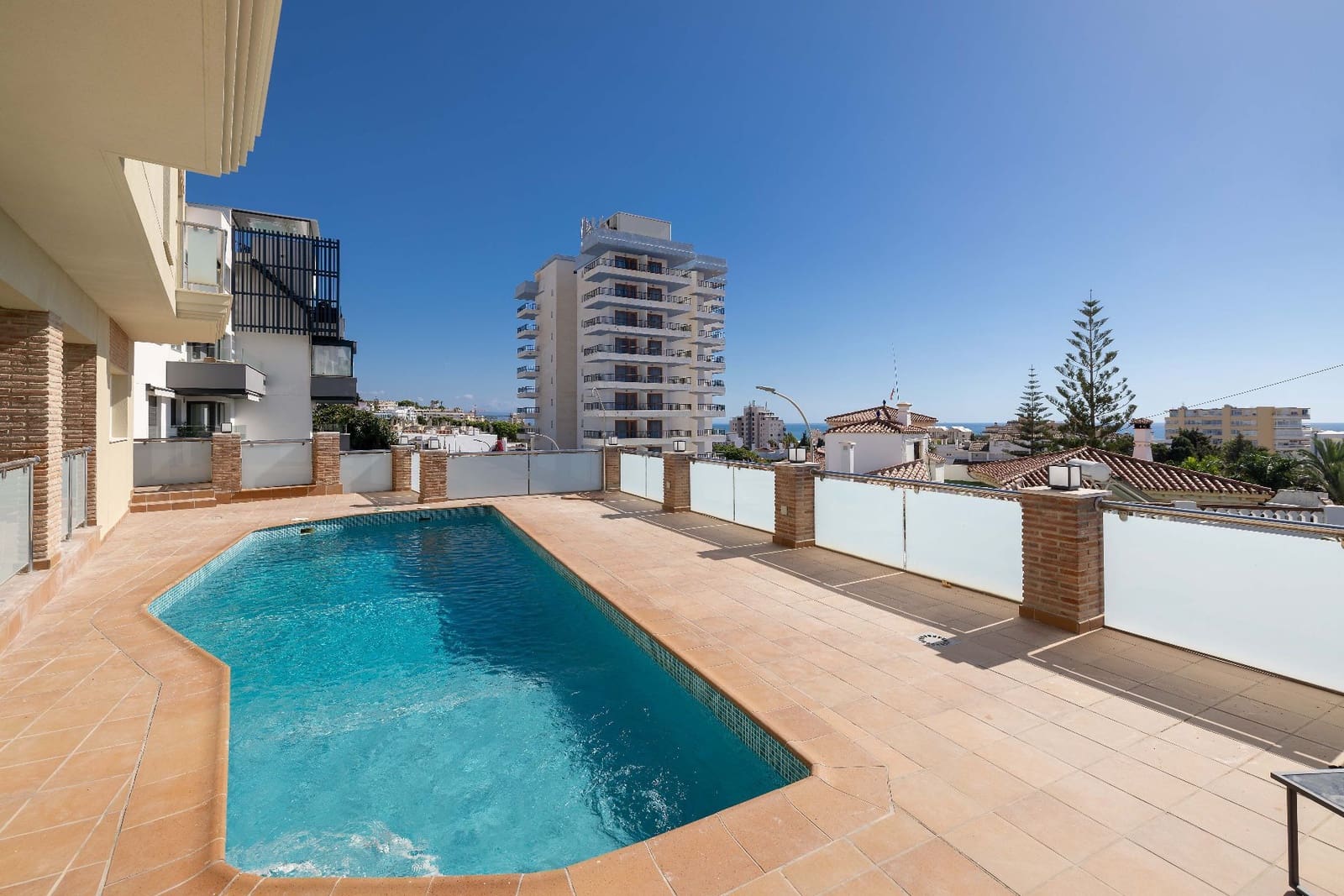3 soveværelse Lejlighed til salg i Torremolinos med swimmingpool garage - € 570.000 (Ref: 10085465)