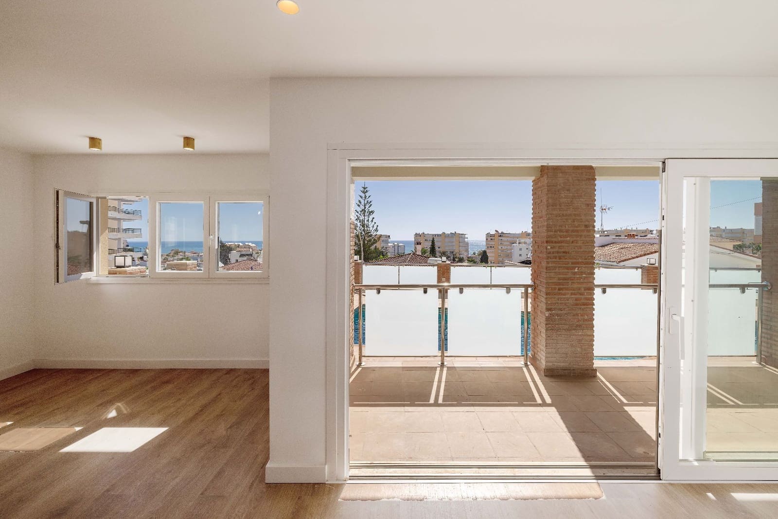 3 soveværelse Lejlighed til salg i Torremolinos med swimmingpool garage - € 570.000 (Ref: 10085465)