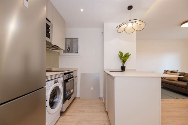 3 sovrum Lägenhet till salu i El Palo, Málaga stad - 420 000 € (Ref: 10085466)