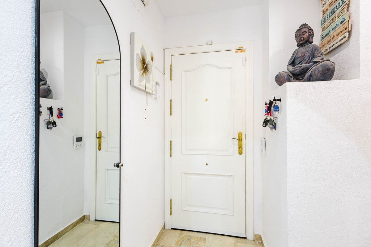 2 bedroom Flat for sale in Mijas with pool garage - € 260,000 (Ref: 10088819)