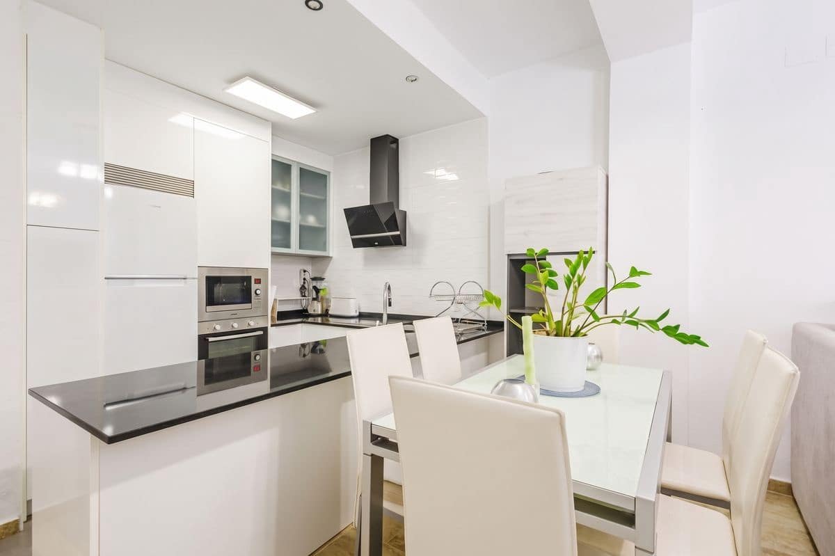 2 bedroom Flat for sale in Mijas with pool garage - € 260,000 (Ref: 10088819)