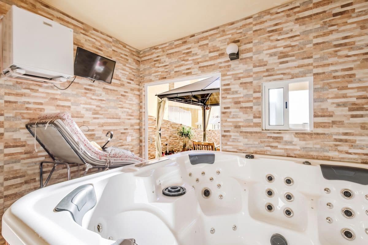 2 bedroom Flat for sale in Mijas with pool garage - € 260,000 (Ref: 10088819)