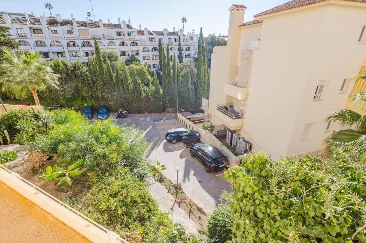 2 bedroom Flat for sale in Mijas with pool garage - € 260,000 (Ref: 10088819)