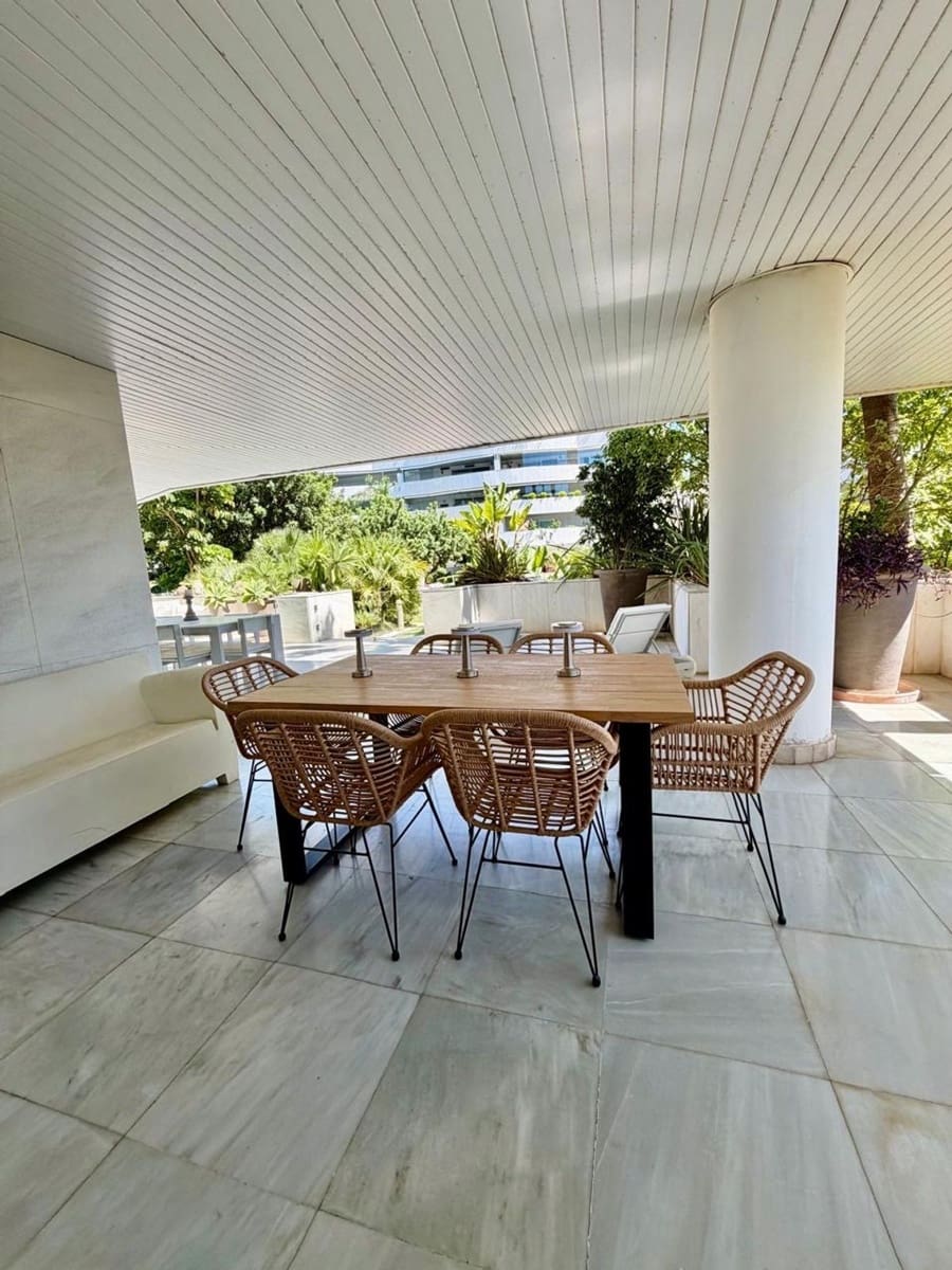 3 makuuhuone Asunto myytävänä paikassa Marbella - 2 490 000 € (Ref: 10088820)