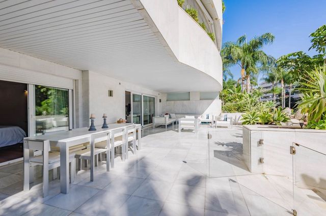 3 sypialnia Mieszkanie na sprzedaż w Marbella - 2 490 000 € (Ref: 10088820)