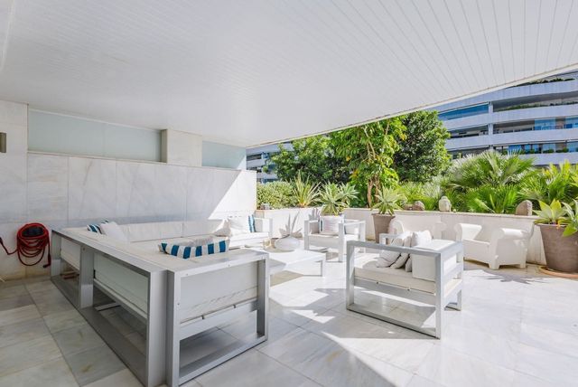 3 sypialnia Mieszkanie na sprzedaż w Marbella - 2 490 000 € (Ref: 10088820)