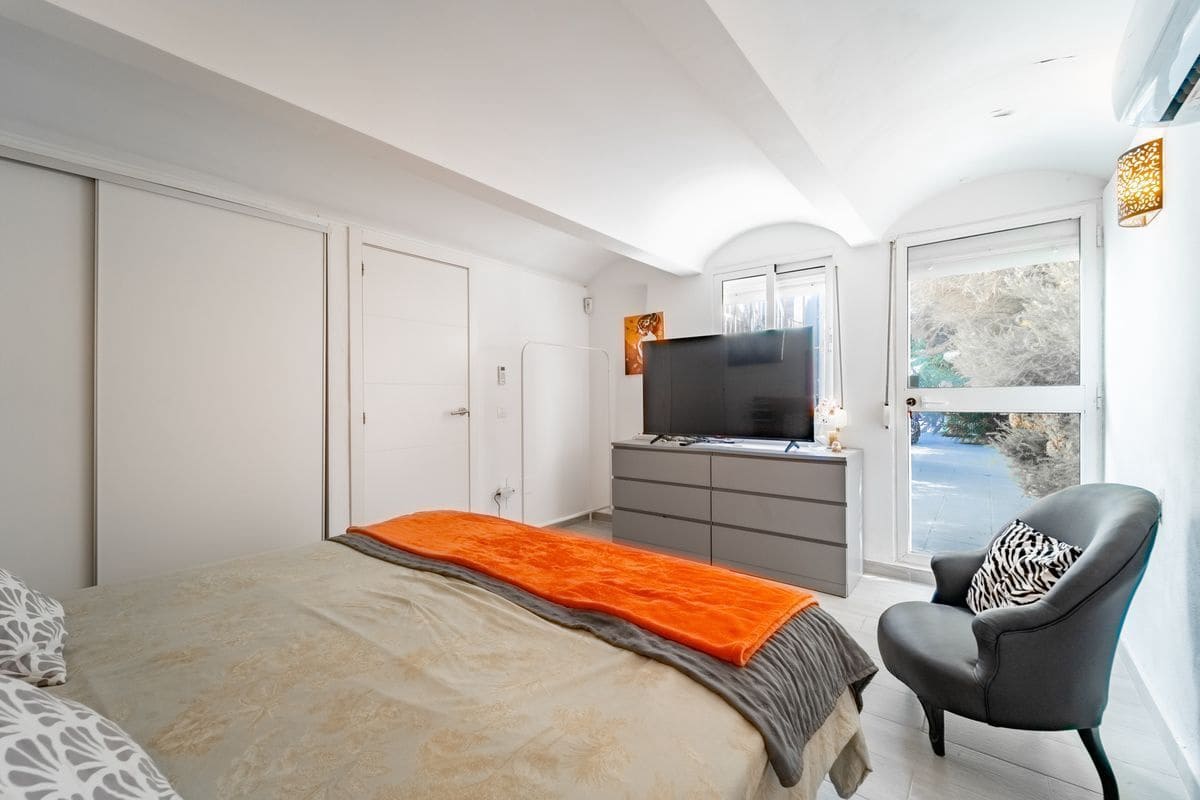 3 sypialnia Willa na sprzedaż w Bahia Dorada z basenem garażem - 550 000 € (Ref: 10088821)