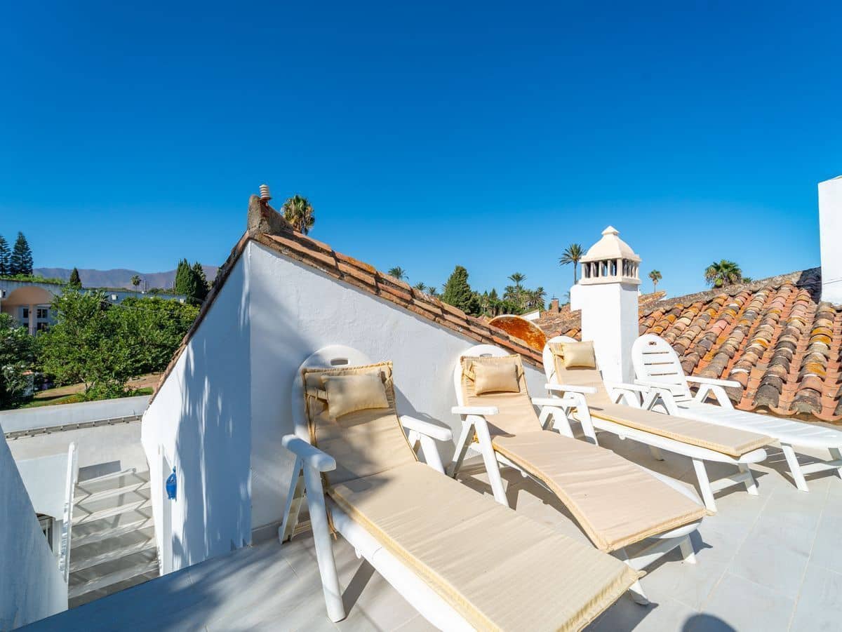 3 sypialnia Willa na sprzedaż w Bahia Dorada z basenem garażem - 550 000 € (Ref: 10088821)