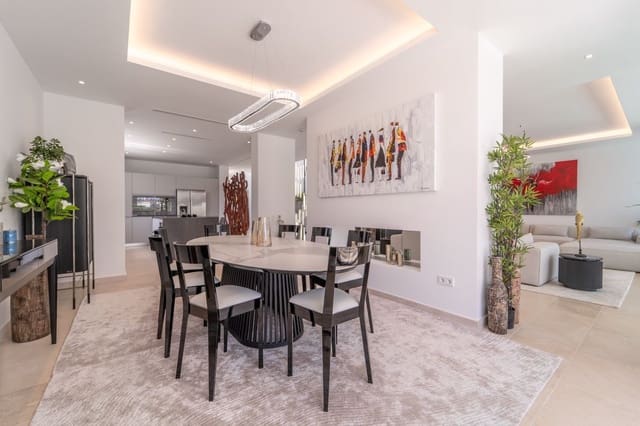 7 quarto Moradia para venda em Estepona com piscina - 4 950 000 € (Ref: 10088822)