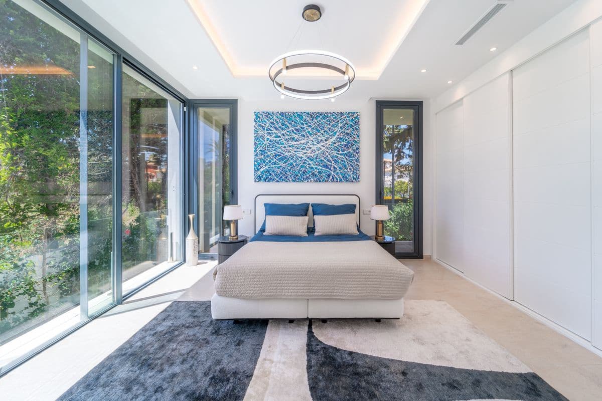 7 quarto Moradia para venda em Estepona com piscina - 4 950 000 € (Ref: 10088822)