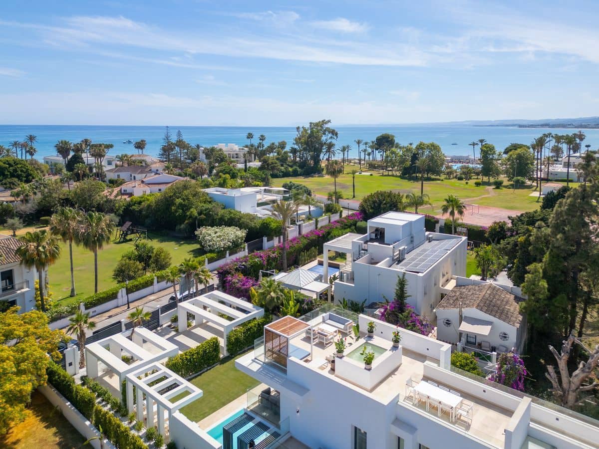 7 quarto Moradia para venda em Estepona com piscina - 4 950 000 € (Ref: 10088822)