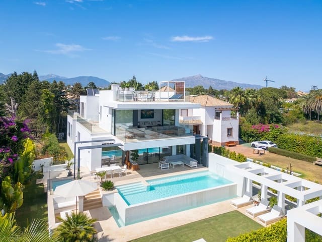 7 quarto Moradia para venda em Estepona com piscina - 4 950 000 € (Ref: 10088822)