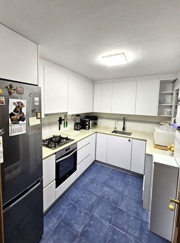 Asunto myytävänä paikassa Santa Eulalia / Santa Eularia - 595 000 € (Ref: 10094176)