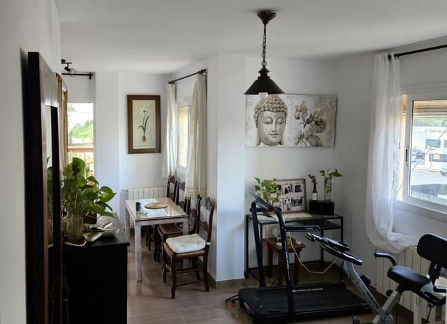 Asunto myytävänä paikassa Santa Eulalia / Santa Eularia - 595 000 € (Ref: 10094176)