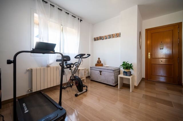 3 quarto Apartamento para venda em Santa Eulalia / Santa Eularia - 595 000 € (Ref: 10094176)
