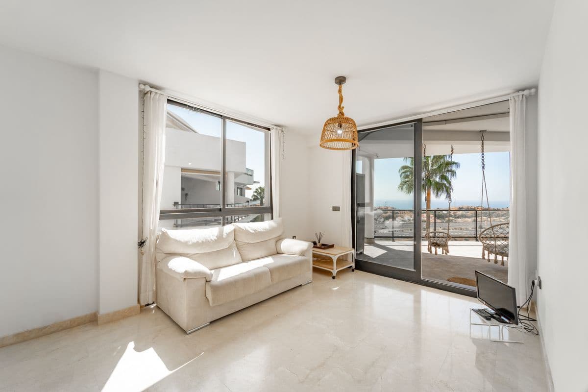 3 makuuhuone Asunto myytävänä paikassa Mijas mukana uima-altaan - 439 000 € (Ref: 10097510)